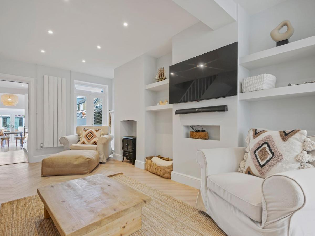 Pass The Keys 3 Bed Scandi Heaven Minutes From The Beach Whitstable Extérieur photo