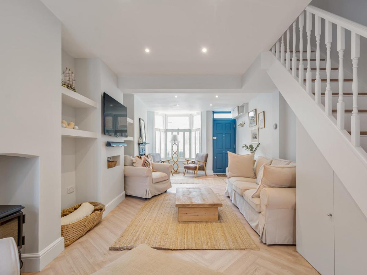 Pass The Keys 3 Bed Scandi Heaven Minutes From The Beach Whitstable Extérieur photo